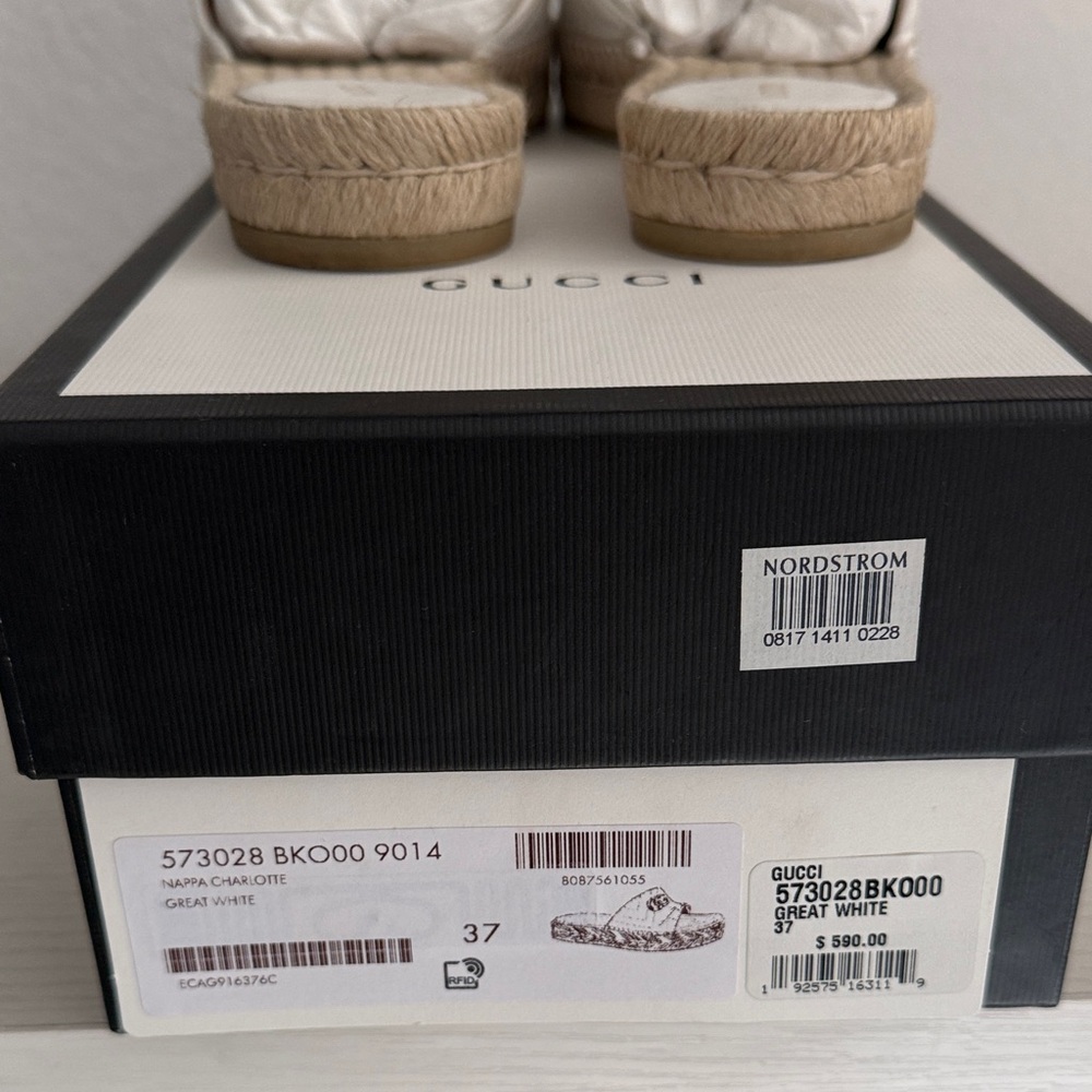 Gucci Women's White Espadrille Slides with Gold Logo - Picture 5 of 7
